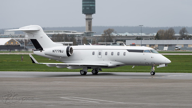 N7778J   Private   Bombardier Challenger 300
