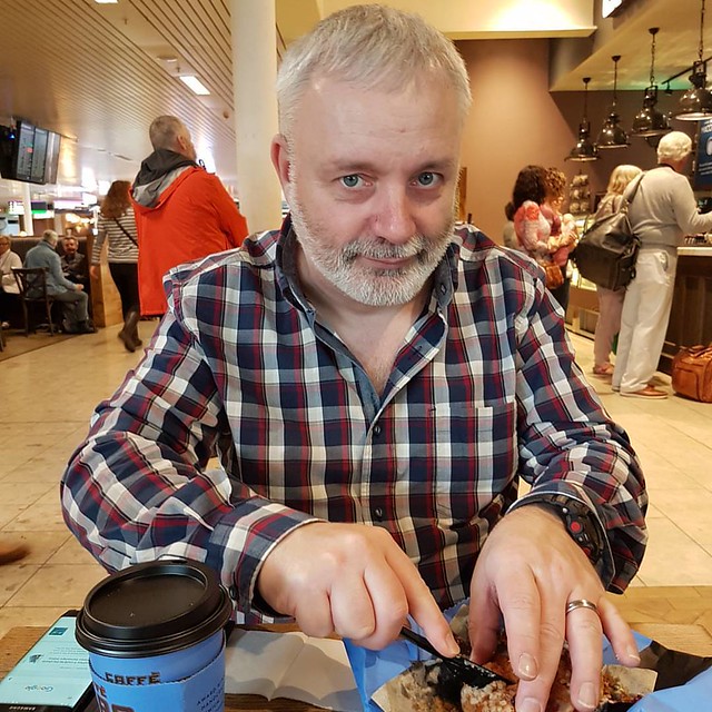 A coffee stop at Edinburgh Airport