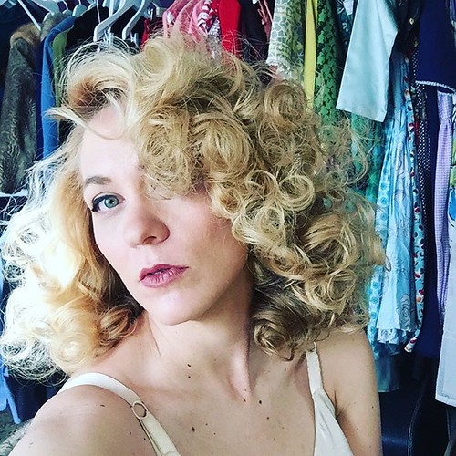 If only it stayed like this!  #fingercombed #pincurls #wetset #pinuphair #pinupstyle #vintagestyle #vintagelife #rockabilly #bighairdontcare | by thejennigirl