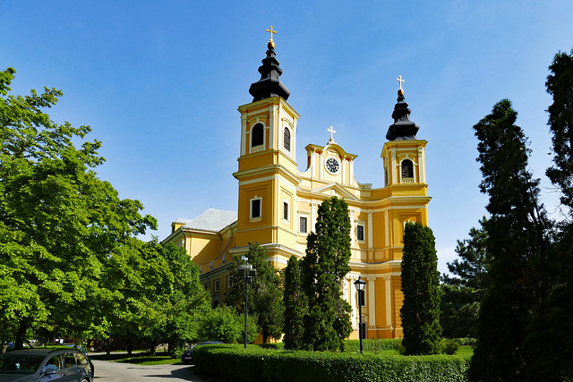 Oradea: Basilica romano-catolică