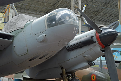 de Havilland DH.98 Mosquito NF.30 ‘MB24 / ND-N’ | c/n 984597… | Flickr