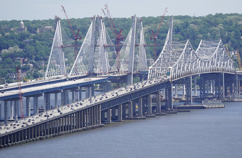 The old and new Tappan Zee Bridge side by side