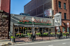 Lou Mitchell's Restaurant and Bakery