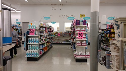Kmart #4293 Decatur IL | Opened on 5/1/1969 and closed for t… | Flickr