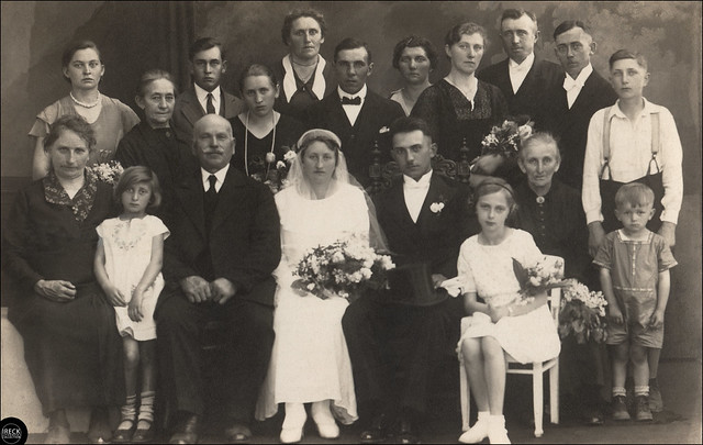 Altes Hochzeitsfoto aus einem Fotobestand aus Brandsheide Pommern (Neumark), 20er Jahre - Lubiewko