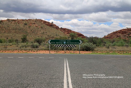 Simpsons Gap | by blauepics