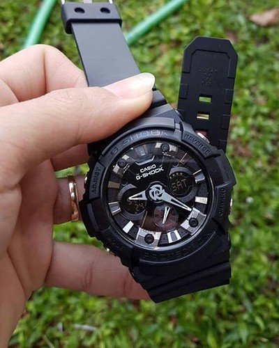 Mudah termurah terpercaya hanya bersama kiranawatch  spesifikasi case/bezel stainless steel resmi band mineral glass  SHOCK resistance diameter 4.5cm  autolight active stopwatch  fully auto calendar 12/24 hour format count down timer regular time keeping | by kiranawatch