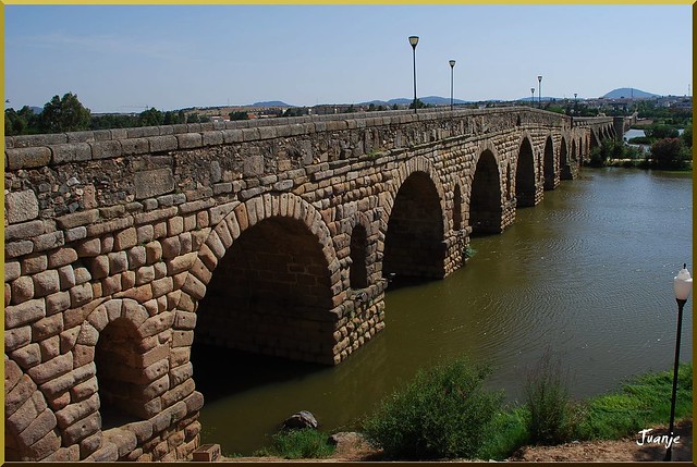 🇪🇸 🇪🇺 Puente romano sobre el Guadiana (Mérida, Extremadura, España, 4-7-2010) ⭐⭐⭐
