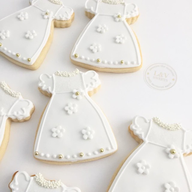 Pretty dresses for a sweet communion day! #lvsweets #madewithlove