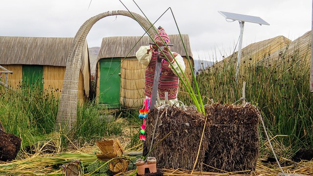 Building a Floating Island, Lake Titicaca