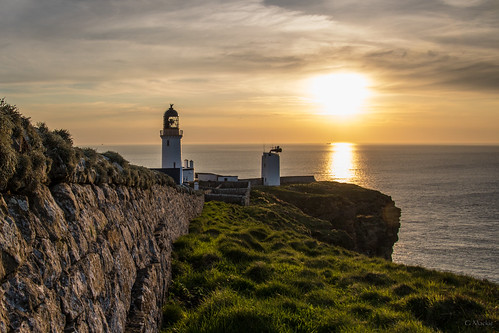 lighthouse dunnethead sunset caithness northcoast500