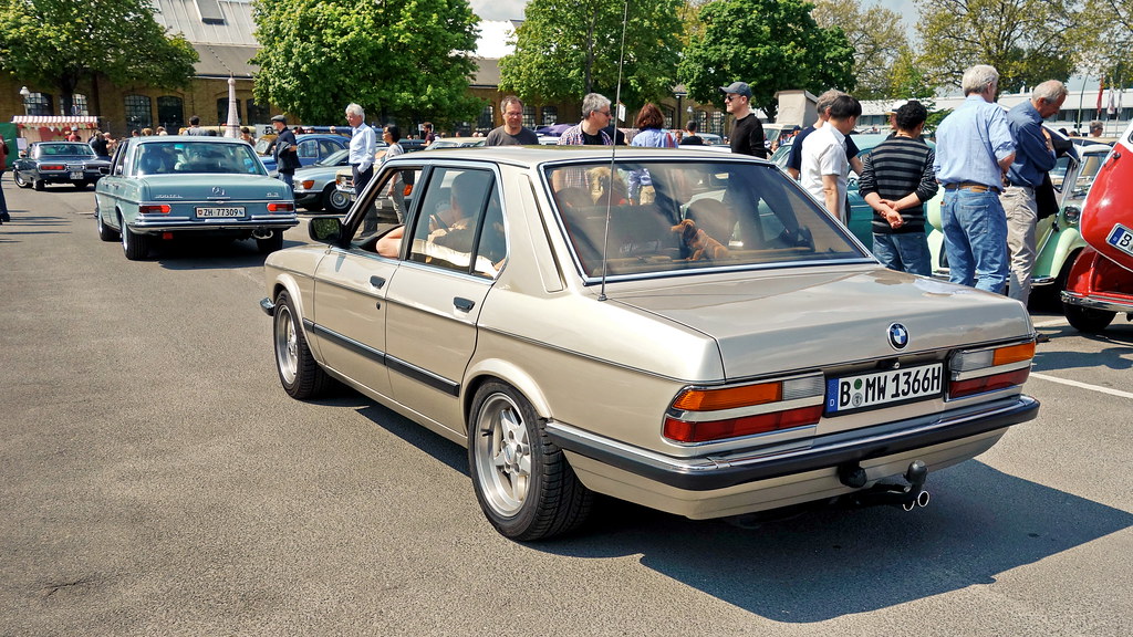 Image of BMW 5-series E28