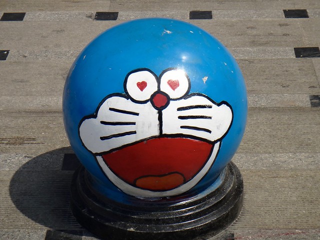 Doraemon bollard