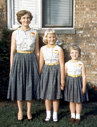 Girls Matching, 1954