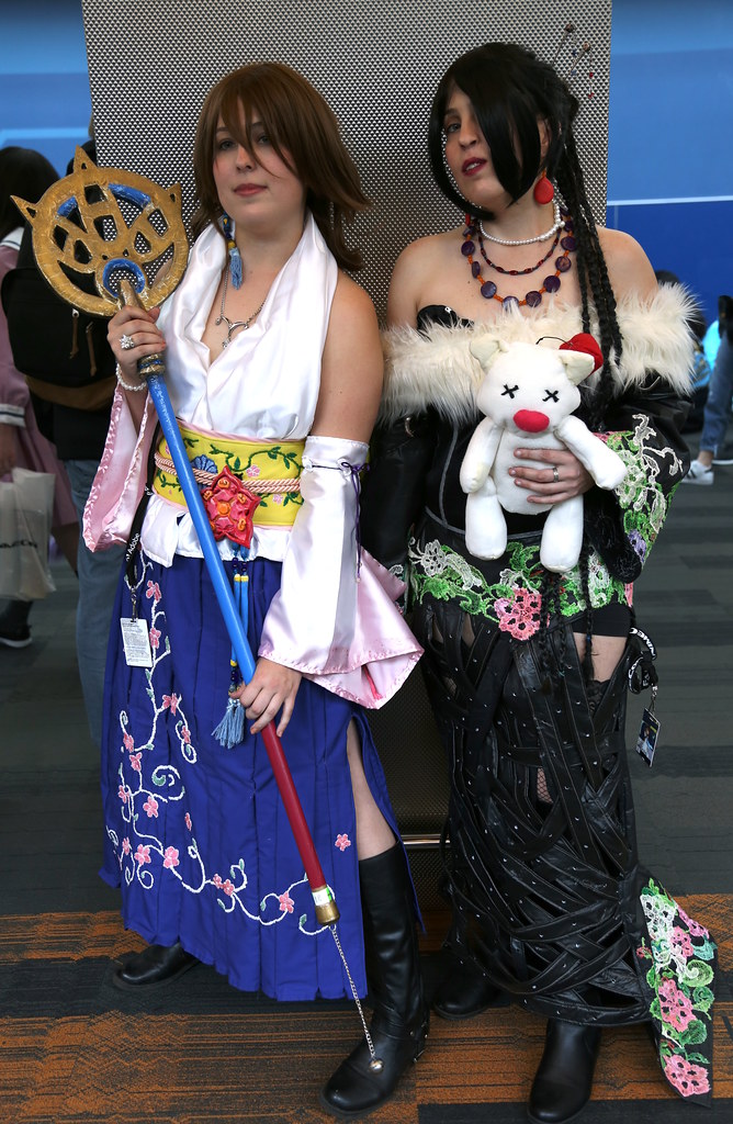 Yuna ユウナ And Lulu ルールー From The Video Game Final Fant Flickr