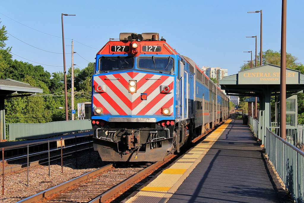 Same Old, Same Old | METX F40PH #127 leads an outbound UP-N … | Flickr