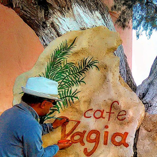 Work in progress... #painting #logo #cafe #stone ##art #cafevagia #instapic #instaphoto #instartist #instart #instadaily #may #spring #beach #kastri #heraklion #creteisland #crete_greece #crete #allincrete #greece #urban_greece #IaTriDis