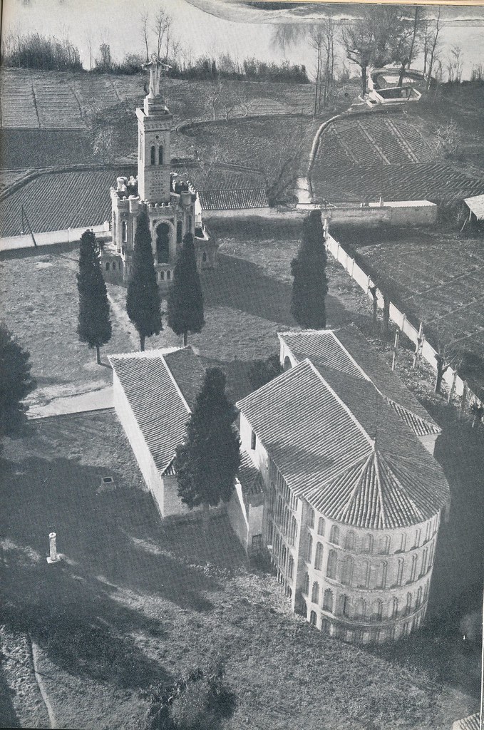 Vista aérea del Cristo de la Vega  hacia 1963. Publicada por la Diputación Principal en la Revista Provincia (nº 44)