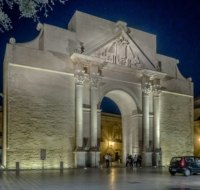 The Arca del Trionfo (also known as Porta Napoli) in Lecce, Italy was built in 1548