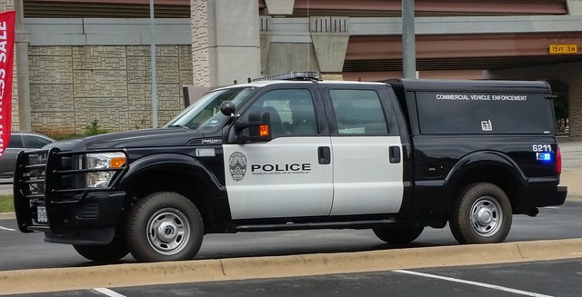 Austin, TX Police Commercial Vehicle Enforcement Ford F-250