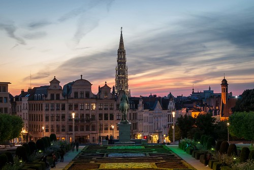 brussels brussel bruxelles belgium belgique belgïe sunset summer june colour colours montdesarts kunstberg lights long exposure longexposure architecture travel europe sky nikon d40x nikond40x