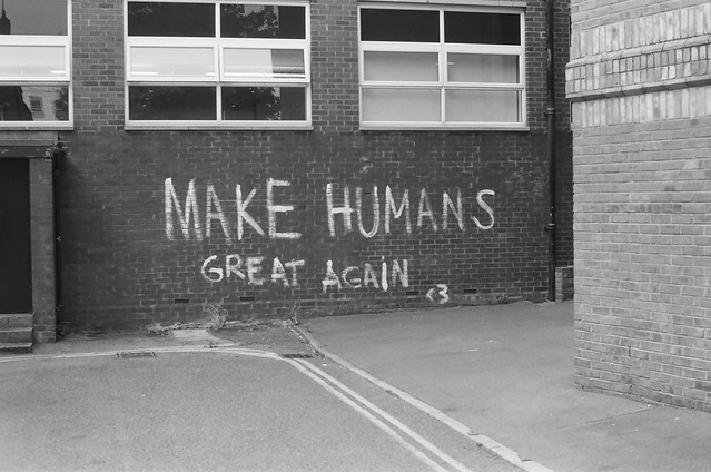 om10b&w - make humans great again