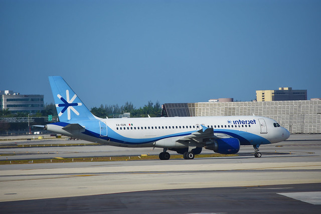 Interjet –  Airbus A320-214 XA-SUN @ Miami