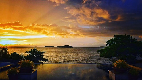 sea infinity pool beach bluehour philippines batangas sunset