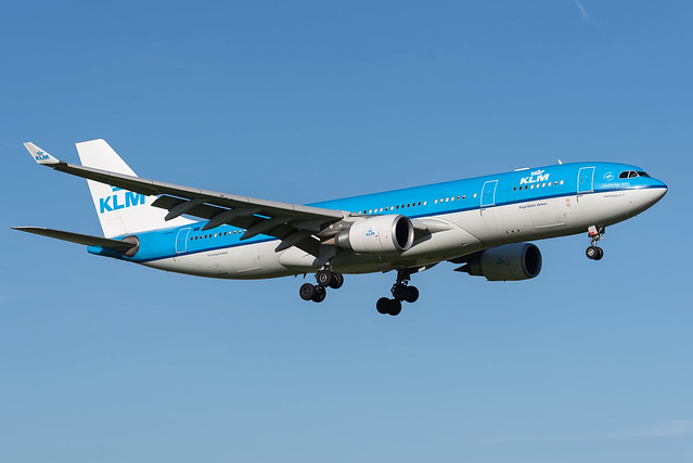KLM / A332 / PH-AOB / EHAM 36R