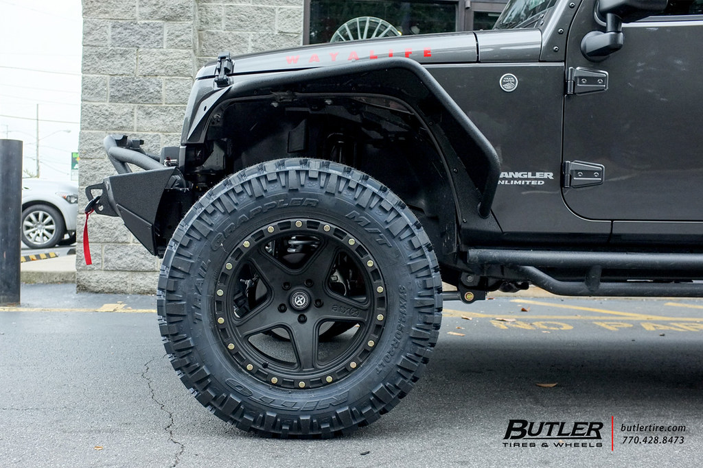 Jeep Wrangler with 20in ATX Ravine Wheels and 37in Nitto T… | Flickr