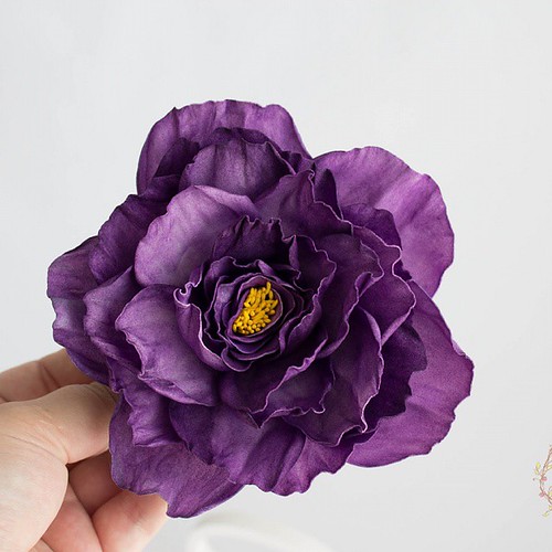 #flowers #flowerspins #pins  #Weddings #flowerswedding #purplehair #ivory #bridesmaideccessory #bridalhairstyle #haircomb #hair #weddinghairstyle #weddingday #eteniren_flowers #eteniren #prom #partyaccessory #party #promjewelry #promaccessory | by EtenIren_new