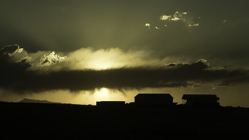 landscape weldcounty colorado nature clouds sun sunset houses silhouette rural country county allof2017 necolorado