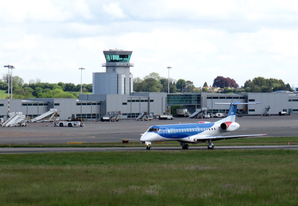 Bmi Regional Embraer E175 G Rjxa At Bristol Airport Flickr