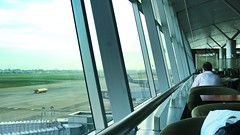 Αεροδρόμιο Ταν Σον Νιάτ