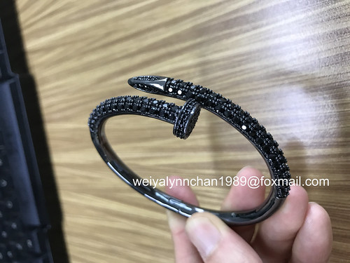 nail bangle black | by lynnchan89