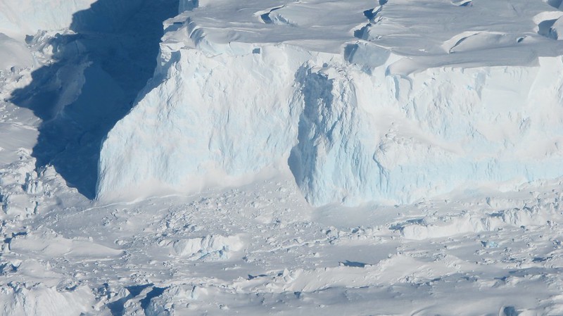 New Light on the Future of a Key Antarctic Glacier