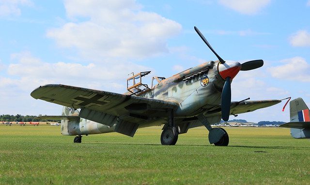 Hispano HA-112 MIL Bf109 Buchon