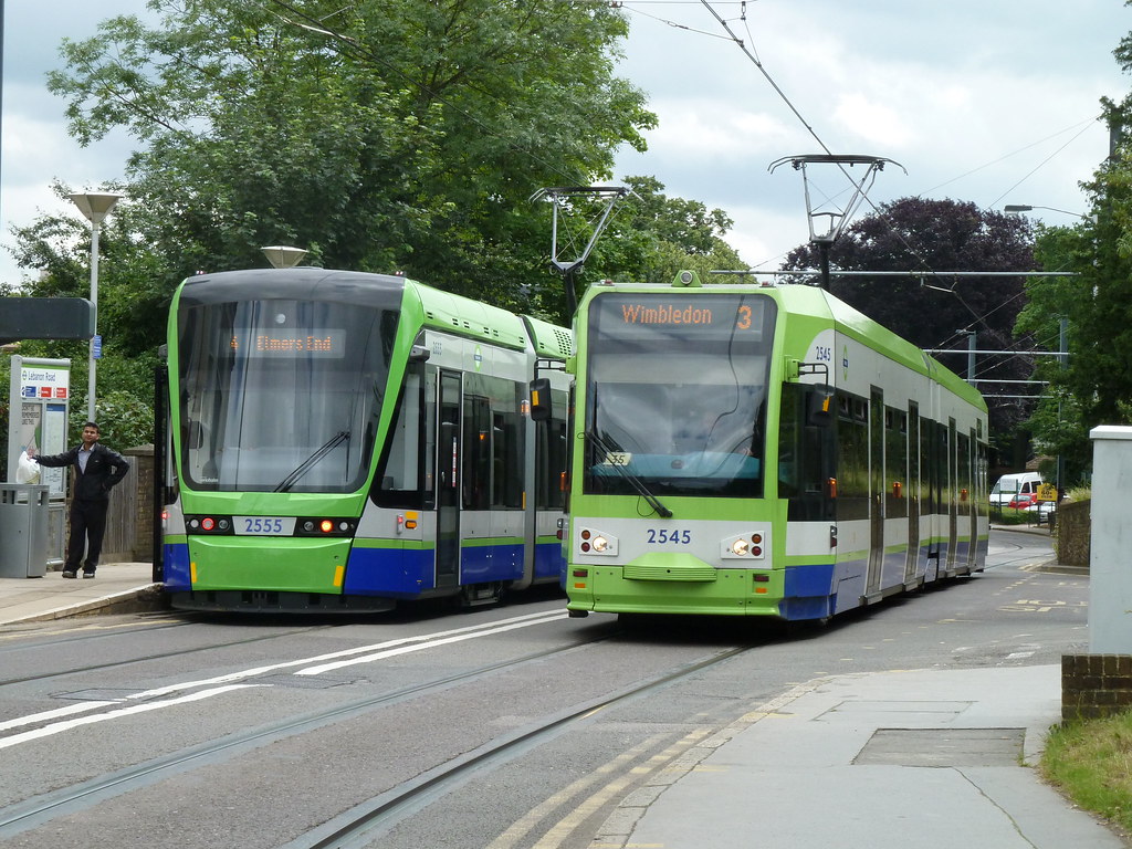 Tramlink First Croydon Tramlink 2555/2545 | first and second generation tra… | Flickr