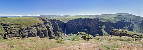 holiday vacation travel sawadee zuidafrika southafrica lesotho maseru semonkong maletsunyanefalls waterfall mountains panorama smonkong lso