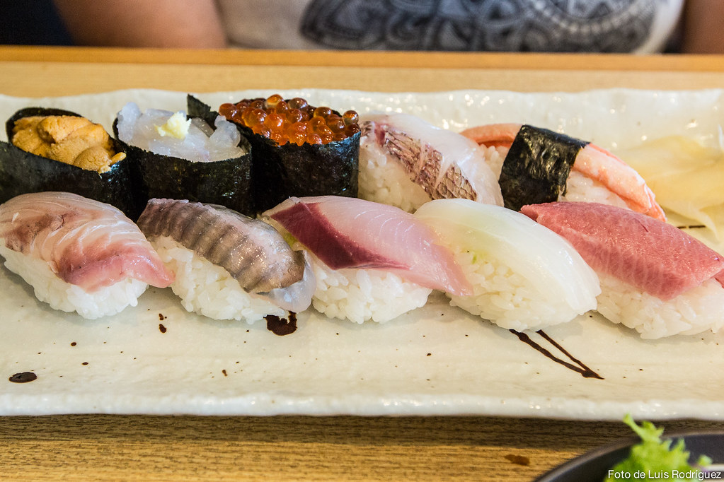 Sushi de la bah&iacute;a de Toyama