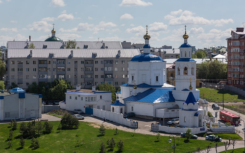 sunny building russia church nature kazankremlin city kazan viewpoint old alley cathedral bell dome oldtown cross morning orthodox spring architecture park outdoor tatarstan street cityscape catedral outdoors town казань respublikatatarstan ru