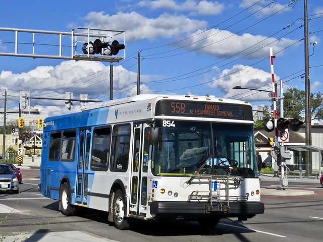York Region Transit 854