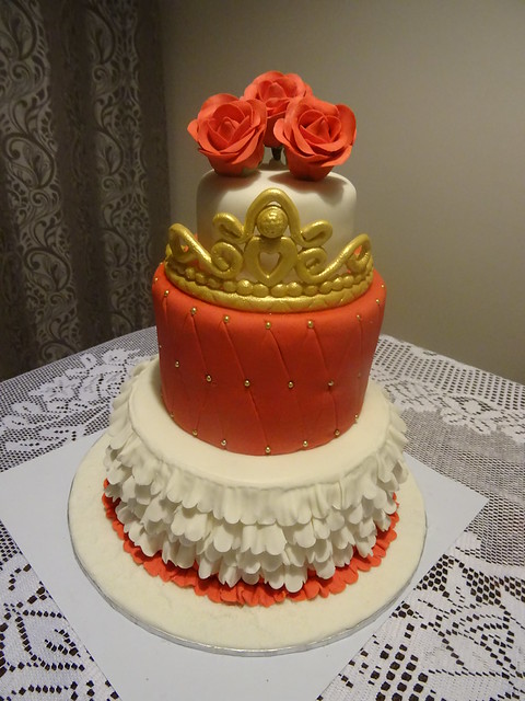 Tieara birthday cake DSC00792 (4)