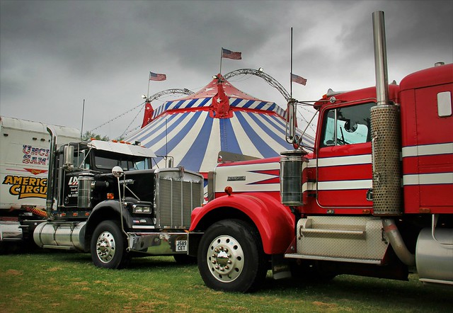 Uncle Sam's American Circus - Peterbilt and Big Top