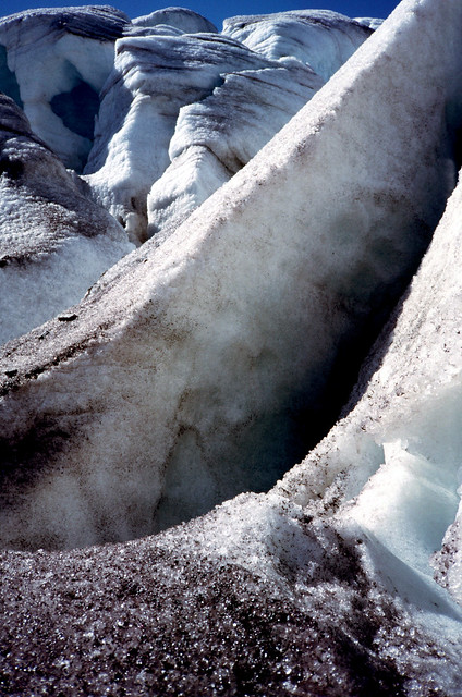 de Rhônegletsjer, gletsjerspleten,  Zwitserland 1985