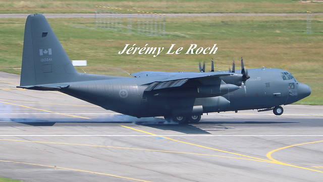 LOCKHEED C-130 HERCULES ROYAL CANADIAN AIR FORCE 130341 A L'AEROPORT TOULOUSE-BLAGNAC LE 02 06 17.
