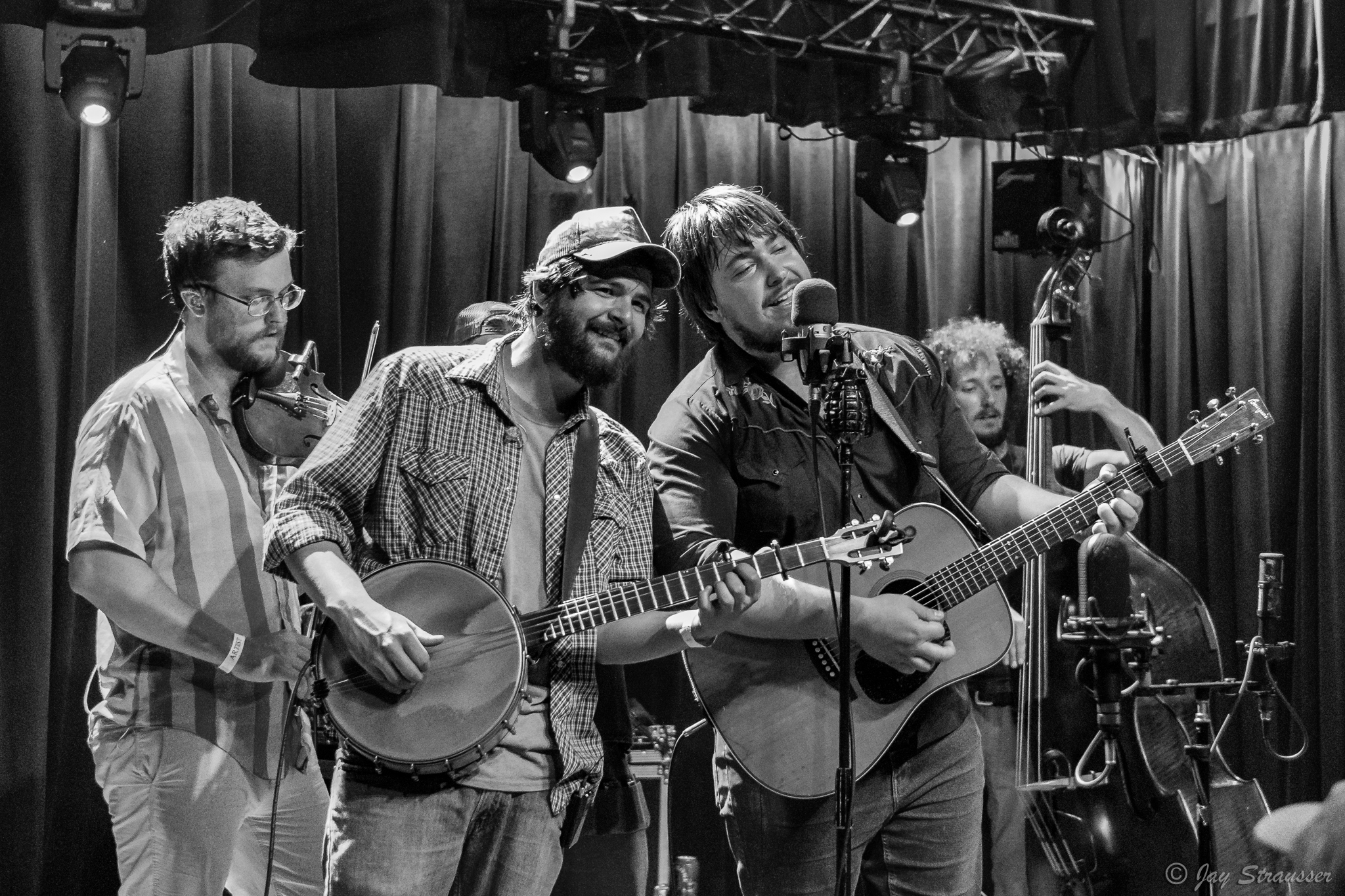 Horseshoes and Hand Grenades & Billy Strings 4/27/17