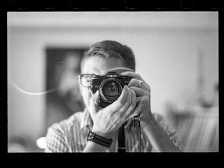 Self-Portrait | Minolta X-700 Minolta Rokkor-X 85mm ƒ/1.7 Ko… | Flickr
