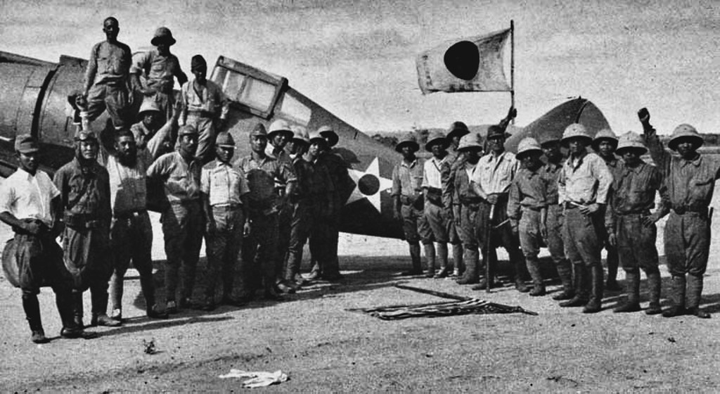Captured American Plane | Japanese Soldiers posing with a ab… | Flickr