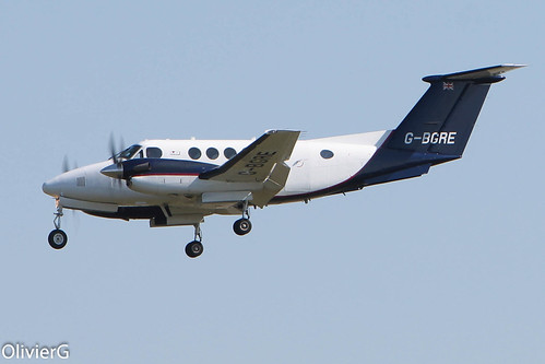 Beech200 Martin Baker MSN BB-568 G-BGRE - TLS | by OlivierG_31